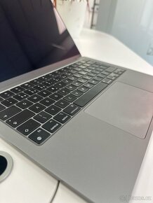 MacBook Air, M2, 256GB, Space Gray - 2