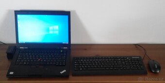 Notebook Lenovo - military grade + externí monitor 22“ (TV) - 2