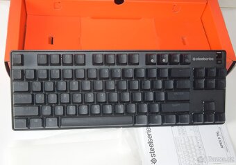 SteelSeries Apex 9 TKL US, Prémiová klávesnice, zár.12/2025 - 2