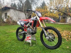 HONDA CRF 450 R, rok 2021, najeto 53,6 MTH - 2