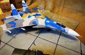 Suchoj Su-27D Sea Flanker 1/72 - 2