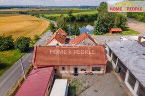 Prodej rodinného domu o třech bytových jednotkách Přívory -  - 2