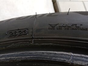 245/45 R19 102V Bridgestone zimní - 2