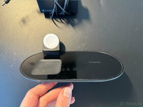 Bezdrátová nabíječka Mophie 3v1 pro Apple - 2