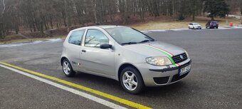 FIAT PUNTO 1.2I 44KW - 2