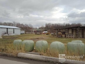 Prodej komerčního pozemku 2447 m2 Okrouhlice - 2