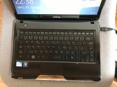 Notebook Toshiba Satellite T130-10G - 2