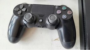 Playstation 4 slim - 2