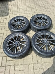 Alu kola 5x112 17 pneu 235 45 17 - 2