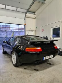 PORSCHE 928 GT - 2