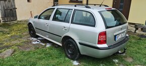 Škoda Octavia combi 1.6i Ambiente - 2