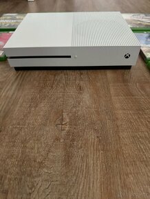 Xbox one s 1tb s mechanikou - 2