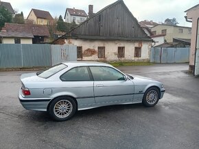 Bmw e36 320i coupé - 2