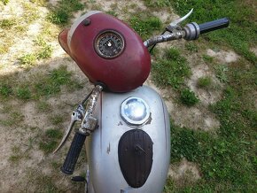 Jawa ČZ 150/352, rám s okem z 250 půlbuben - 2