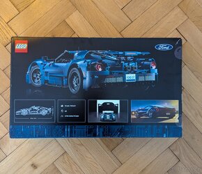 LEGO® Technic 42154 2022 Ford GT - 2