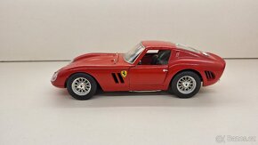 1:18 FERRARI GTO 1962 - 2