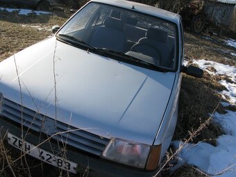 Peugeot 205 - 2