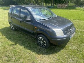 Ford Fusion 1.4 - 2