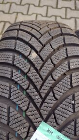 zimní pneu 215/60 R16 jako nové - 2