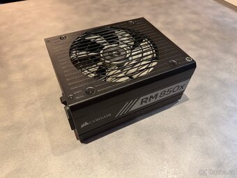 Corsair RM850x - 2