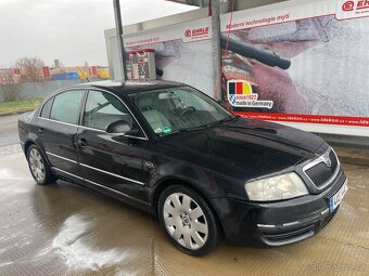 Škoda Superb 2.8 V6 142 KW  Rok 2007  Nová STK  - 2