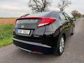 Honda Civic 2.2i-DTEC 110KW r.v 9/2013 naj 134tkm - 2