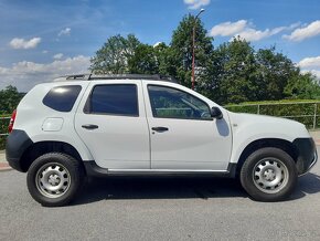 DACIA DUSTER 1.6i 77KW, ROK 2014, PO SERVISU,FACELIFT MODEL - 2