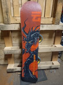 Dětský snowboard 127 cm - 2