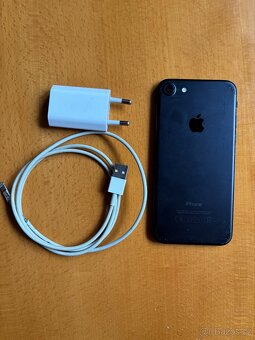 iPhone 7 256gb cerna kabel sluchatka kryty - 2