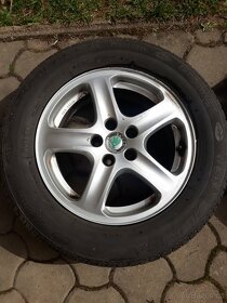 Alu kola Octavia 1 195/65 r15 letní - 2