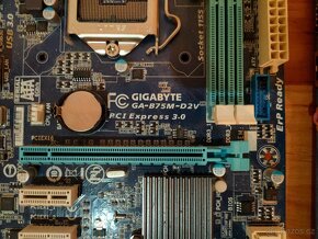 Gigabyte LGA1155, pro 2 a 3 generaci, i3, i5, i7,cena za obě - 2