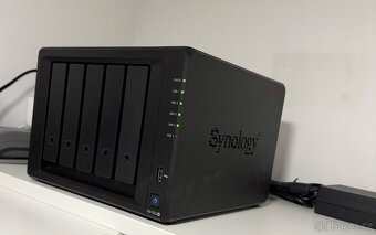 Synology NAS DS1522+ - 2