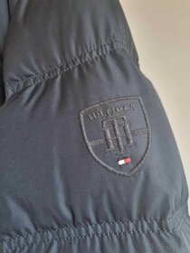 Pánská zimní bunda Tommy Hilfiger - 2