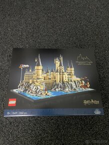 LEGO® Harry Potter™ 76419 Bradavický hrad a okolí - 2