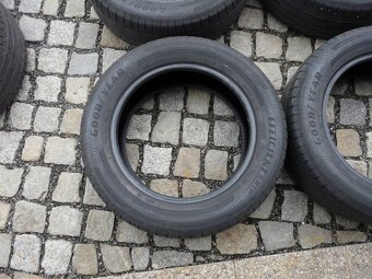 LETNÍ PNEU GOOD YEAR 215/60R17 - 2