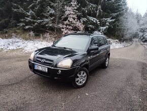 Hyundai TUCSON 2,0 CRDI 4x4 - 2