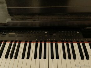 Klavír Yamaha Clavinova - 2