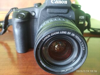 Canon EOS 30 V+Canon zoom 28-105mm. - 2