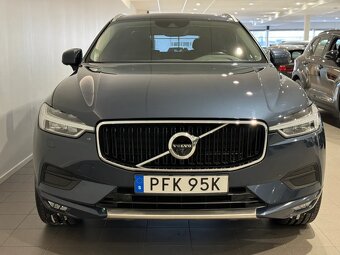 Volvo XC60 T5 AWD Momentum Advanced SE II 2020 - 2