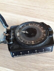 Prodam dva kompasy Nemecko valka funkcni original - 2