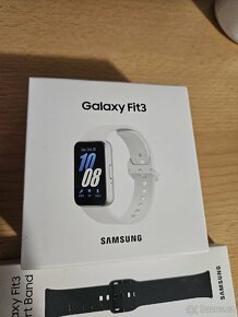 Samsung galaxy fit 3 + originální řemínek zelený - 2