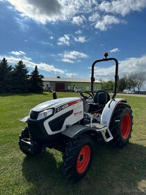 Kompaktní traktor Bobcat CT4058 - 2