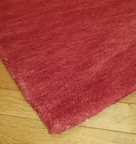 Kusový koberec 160x230cm ze 100% merino vlny Asra wool red - 2