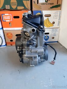 Motor KTM 690 Duke - 2