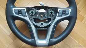 Vyhřívaný multifunkční volant na Hyundai i40 561003Z335RY - 2