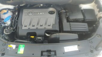 VW Touran 2.0 TDI 103 r.v.2015 - 2