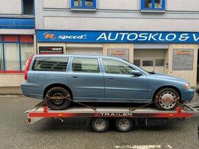 Volvo V70 D5 2006 136kW na ND, najeto 93000km - 2