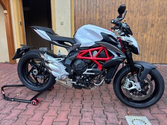 MV Agusta Brutale 800 - 2