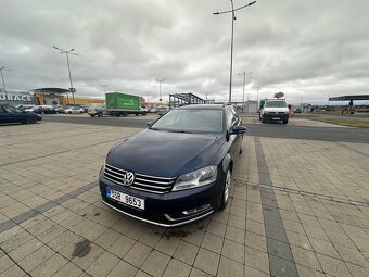 Volkswagen PASSAT - 2