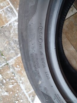 Letní pneu 225/50 R17 - 2